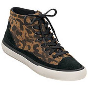 CLARKS sz 7.5 Suede Zip up High Top Sneakers Leopard print leather womens shoes